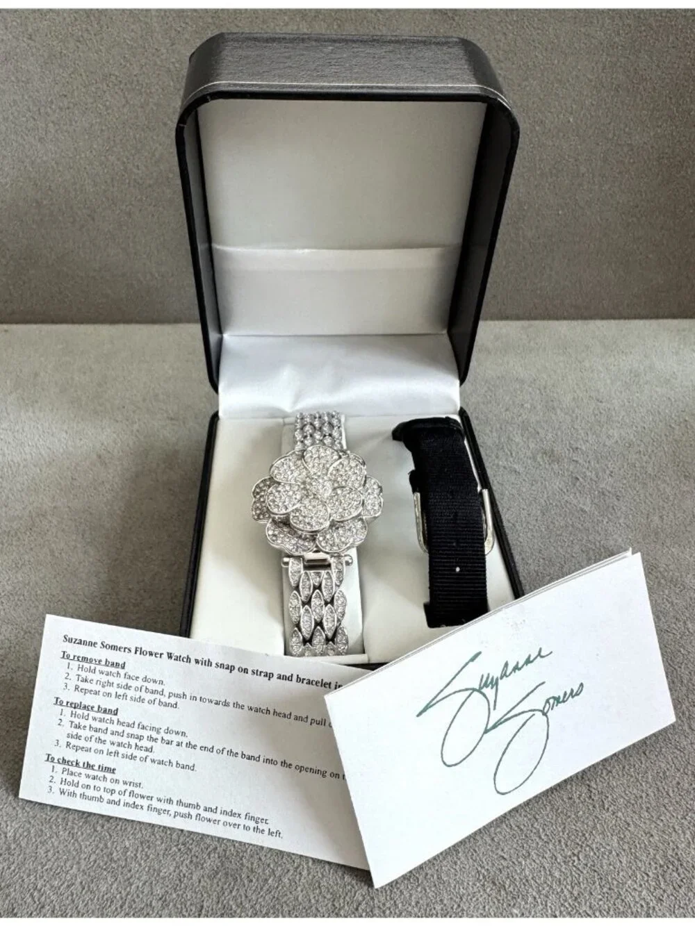 NIB Vtg SUZANNE SOMERS FLOWER Hidden WATCH with 2 BANDS -Crystals +Black -Unworn